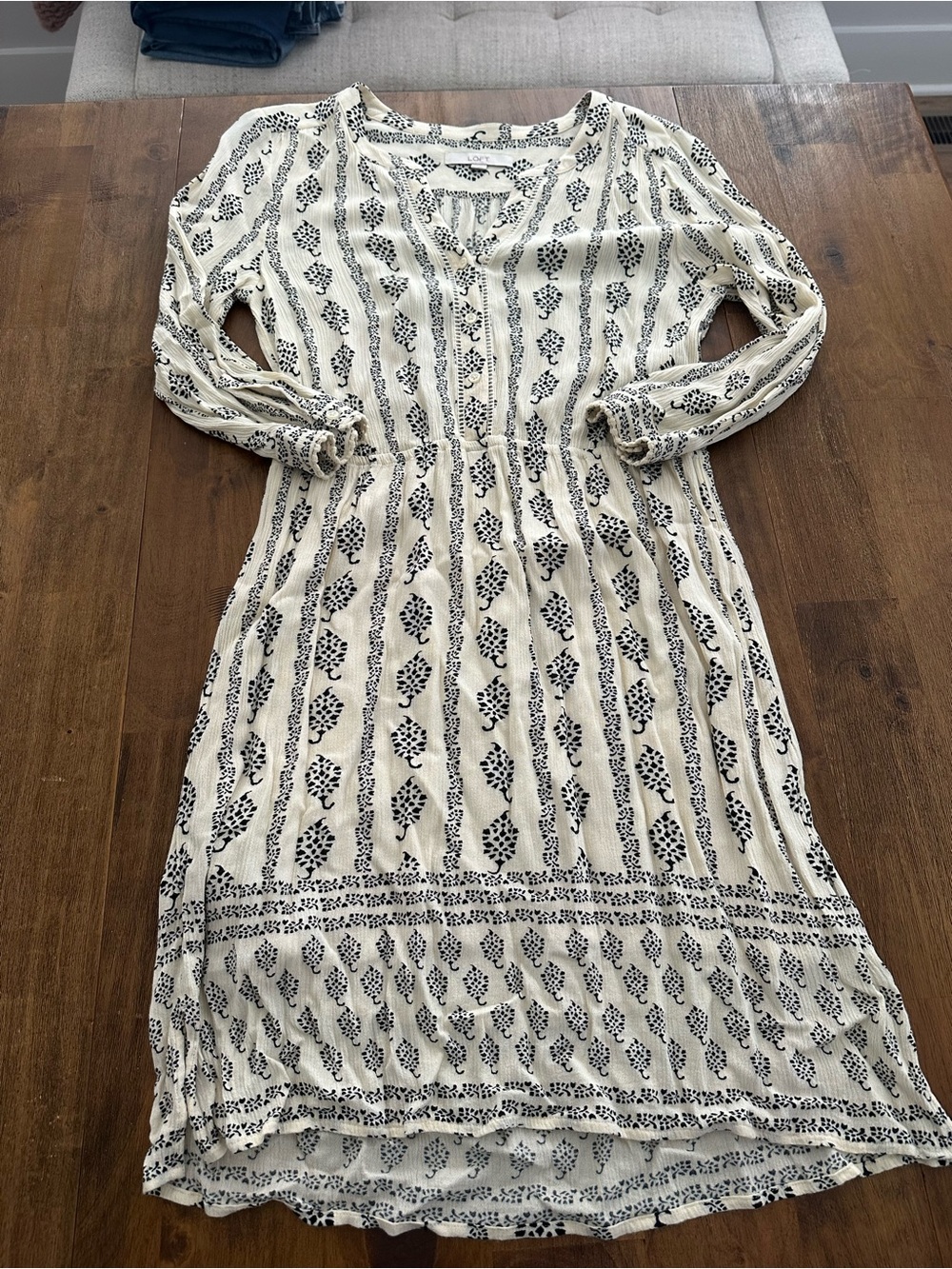 Women’s LOFT Cream and Black Printed Long-Sleeve Dress